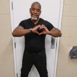 Meet your Posher, Leslie